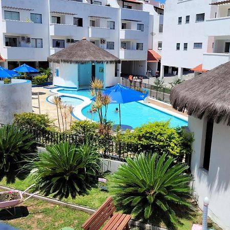 Apto na orla da Praia Grande com piscina e garagem Arraial do Cabo Esterno foto