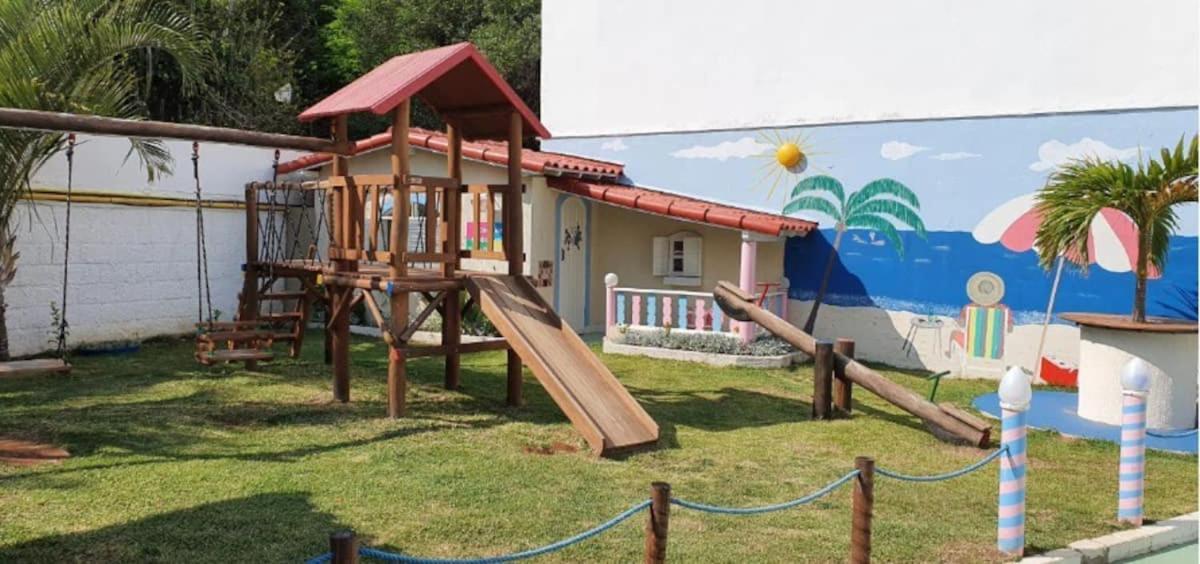 Apto na orla da Praia Grande com piscina e garagem Arraial do Cabo Esterno foto